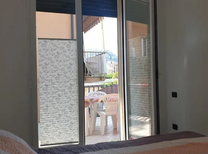 Casa Marisa, 40 Metri Dalla Apartamento